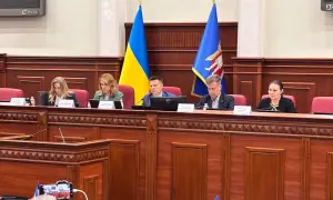 Суд Києва визнав антикорупціонера Шабуніна винним у побитті проросійського блогера