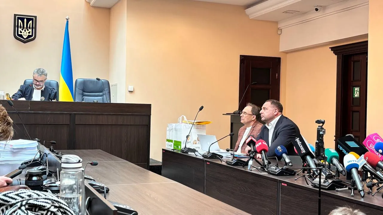 Ермак в суде заявил о своем уважении к государственным институтам