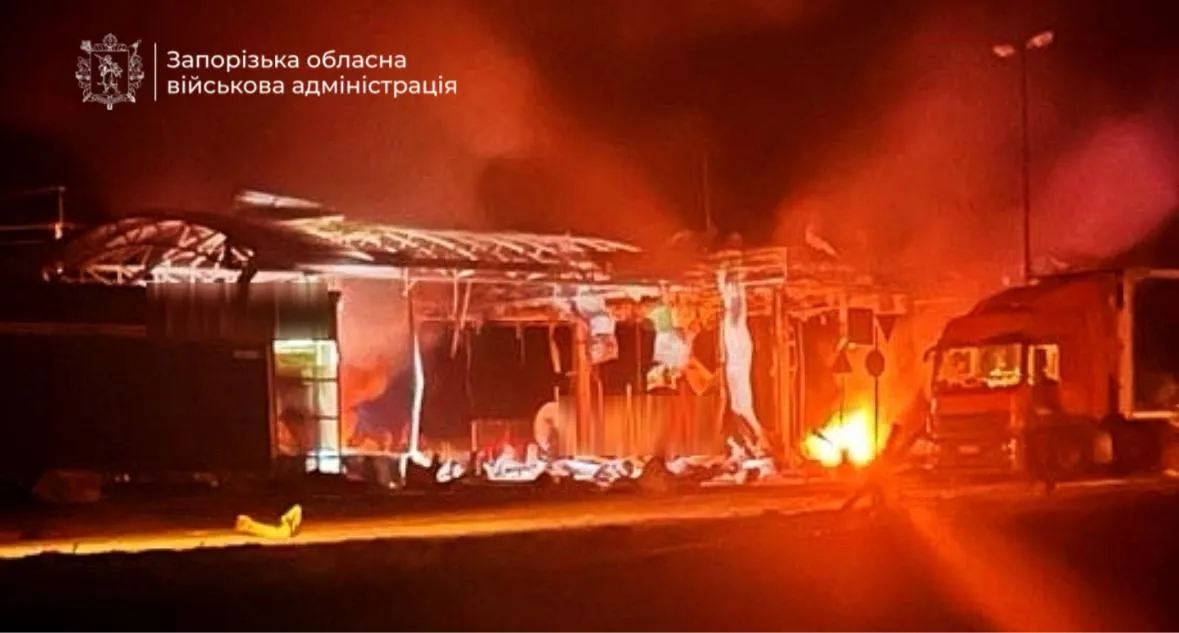 Российские войска атаковали с помощью беспилотника автозаправочную станцию под Запорожьем, есть жертва