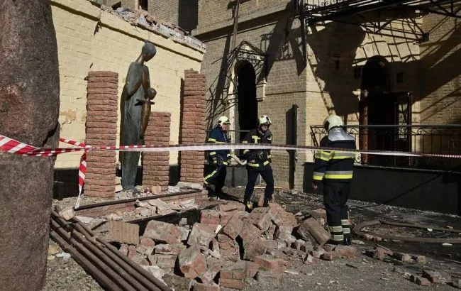 У Києві в музеї «Чорнобиль» виявили частину ракети після удару