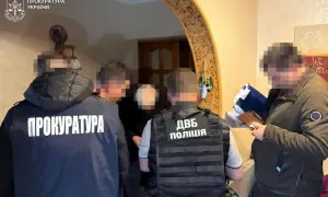 A former police officer from the Lviv region is suspected of systematically extorting money from business owners