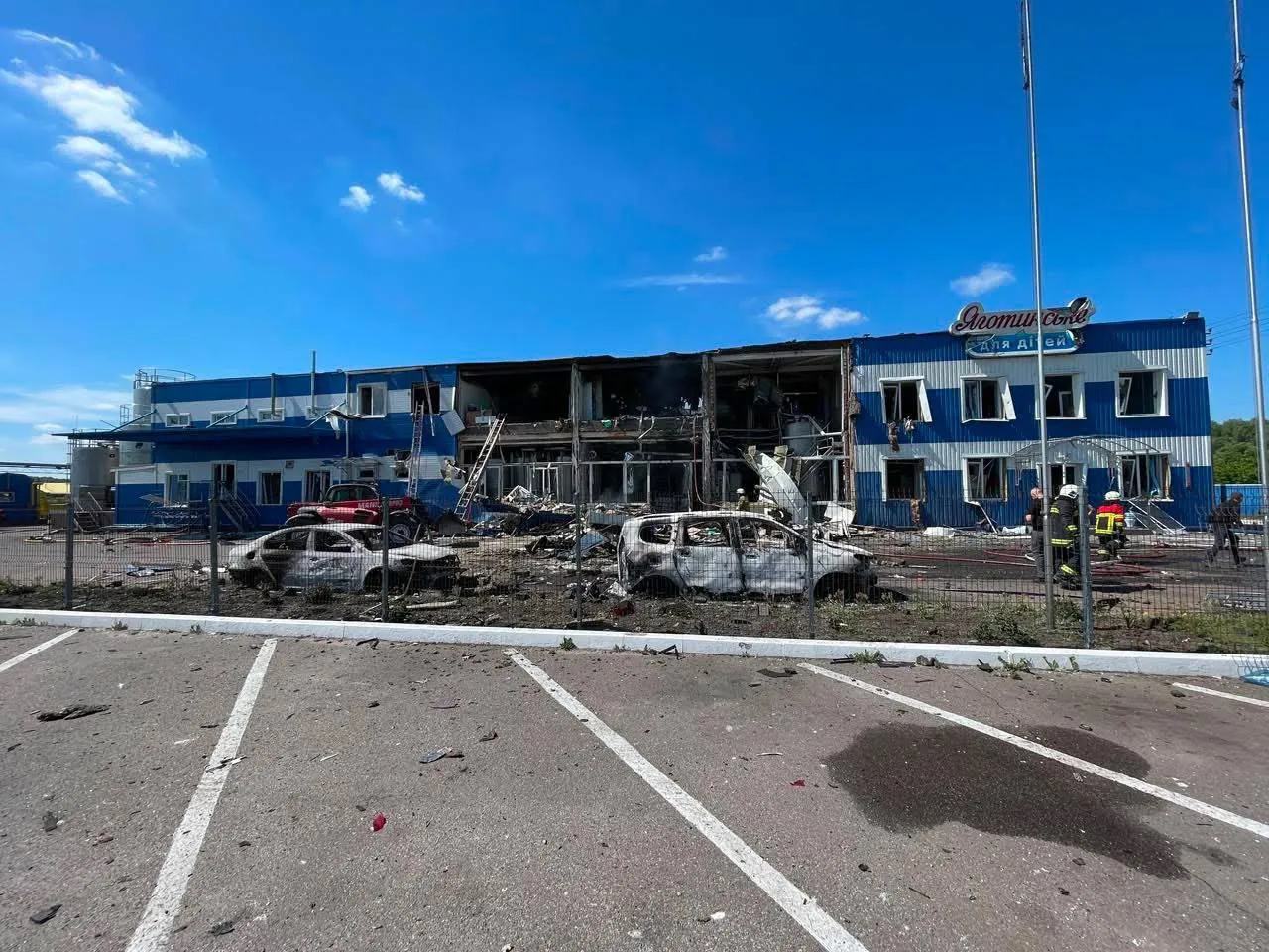 РФ вдарила балістикою з касетними боєприпасами по логістичному об’єкту на Одещині
