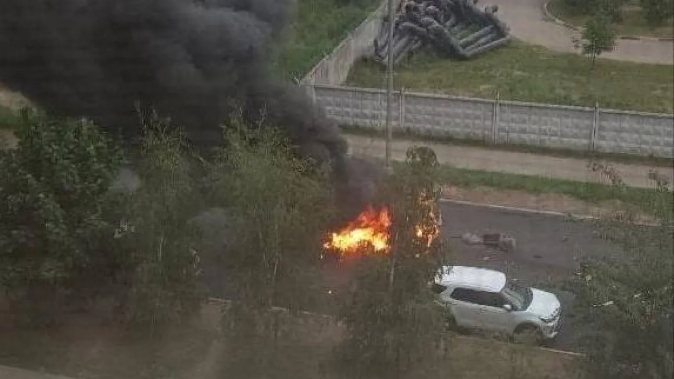 У Підмосков’ї у мікрорайоні для військових вибухнув автомобіль, є загиблий