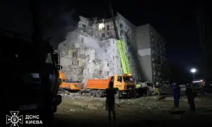 Росіяни вдарили дроном по АЗС у Сумах: троє людей постраждали