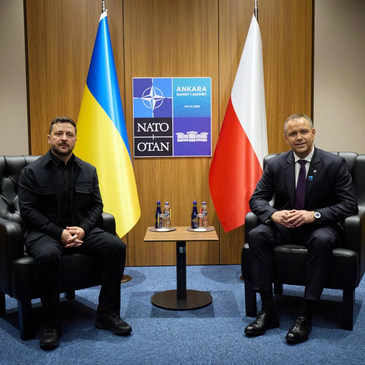 Зеленський розповів деталі своїх переговорів із Навроцьким на саміті НАТО