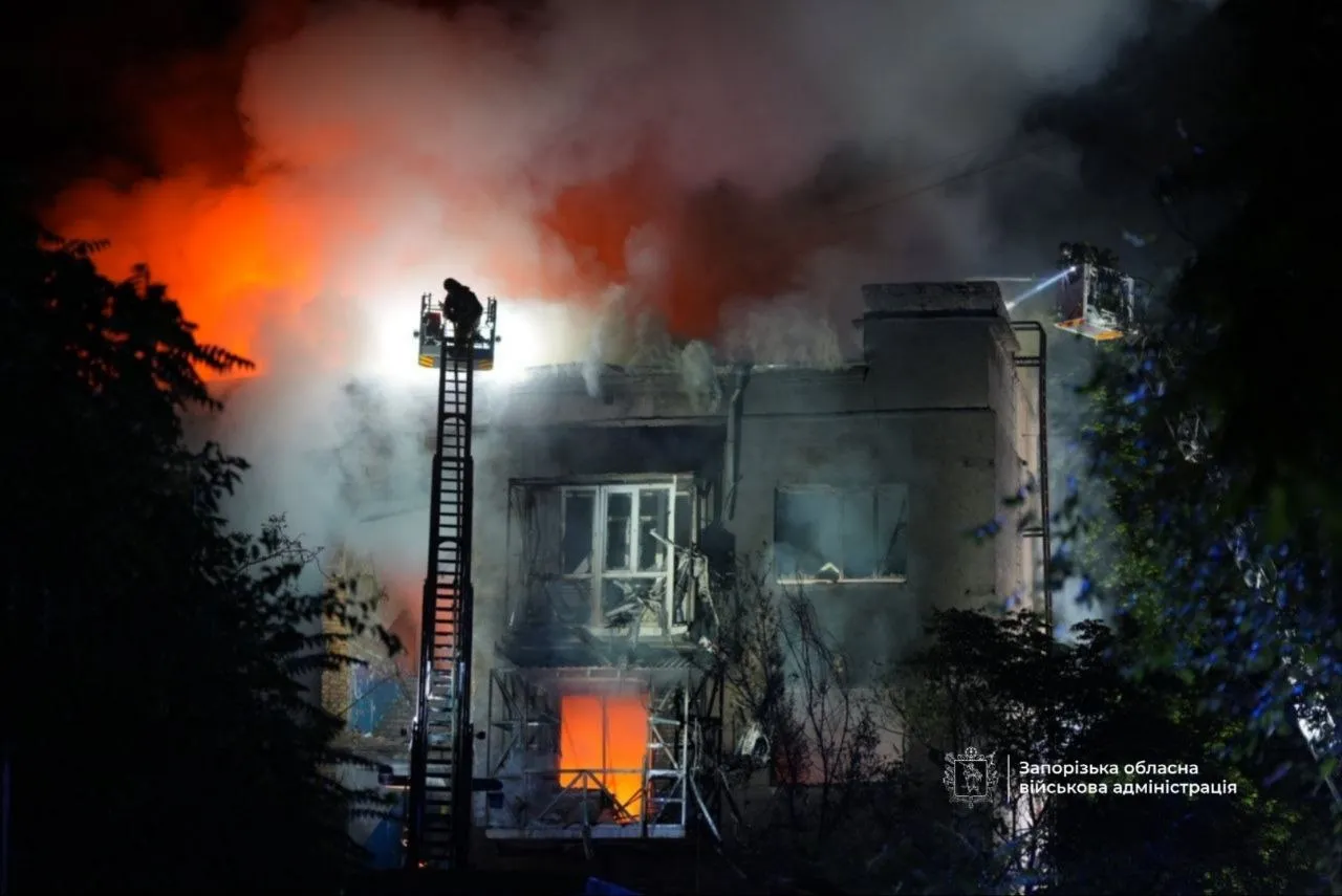 З-під завалів будинку у Запоріжжі дістали двох загиблих