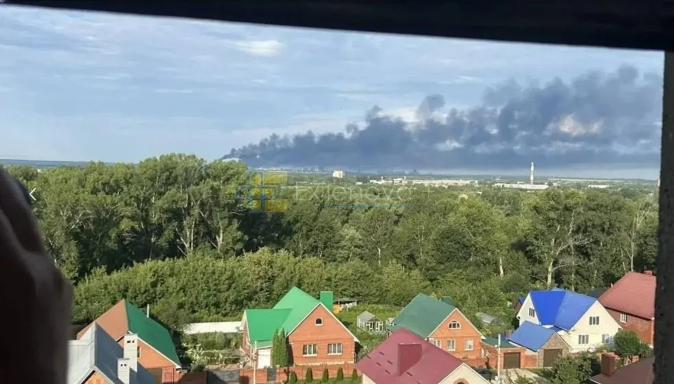 Фото: дрони атакували НПЗ та енергооб'єкти РФ від Башкирії до Криму