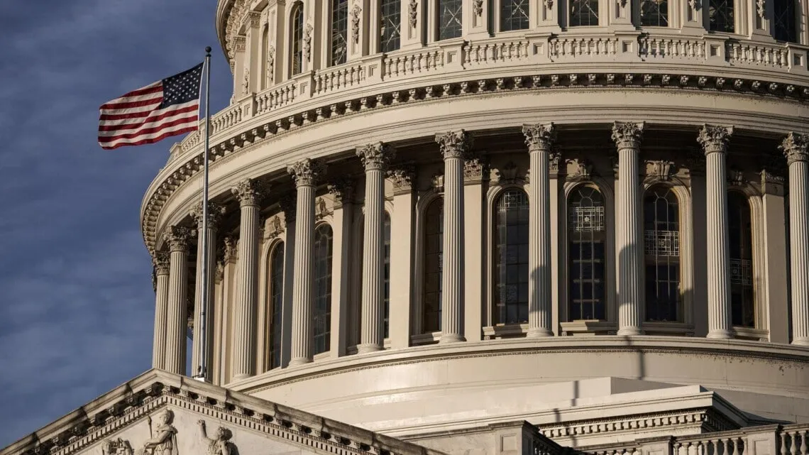 Сенаторы США призвали принять законопроект Грэма о санкциях против России без изменений