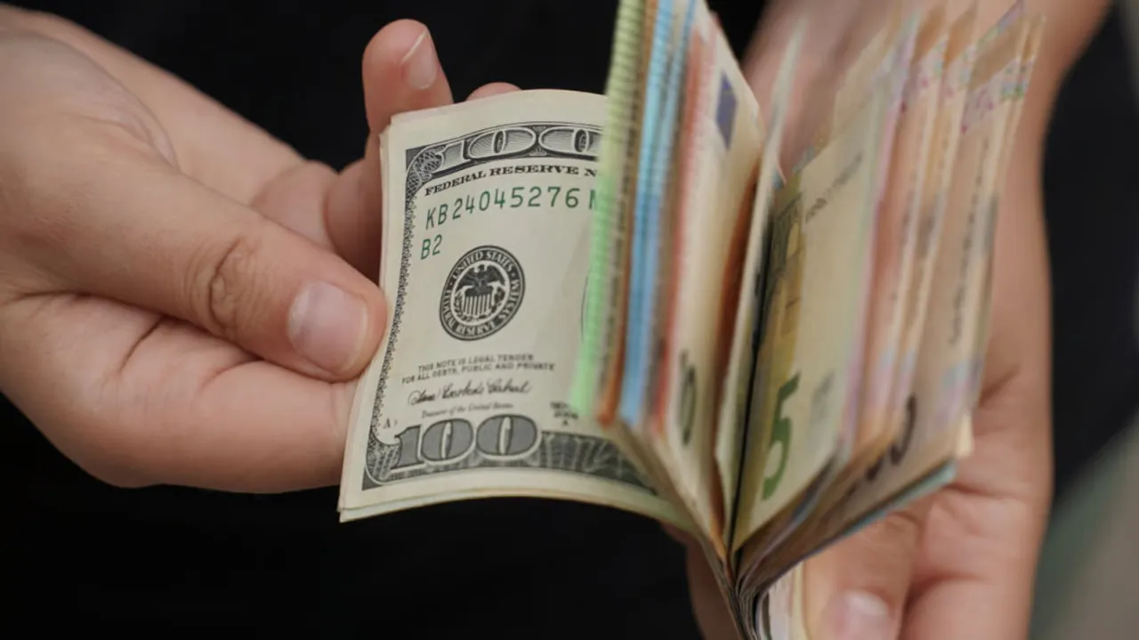 NBU zaktualizował oficjalny kurs na 21 lipca; dolar i euro zyskały na wartości
