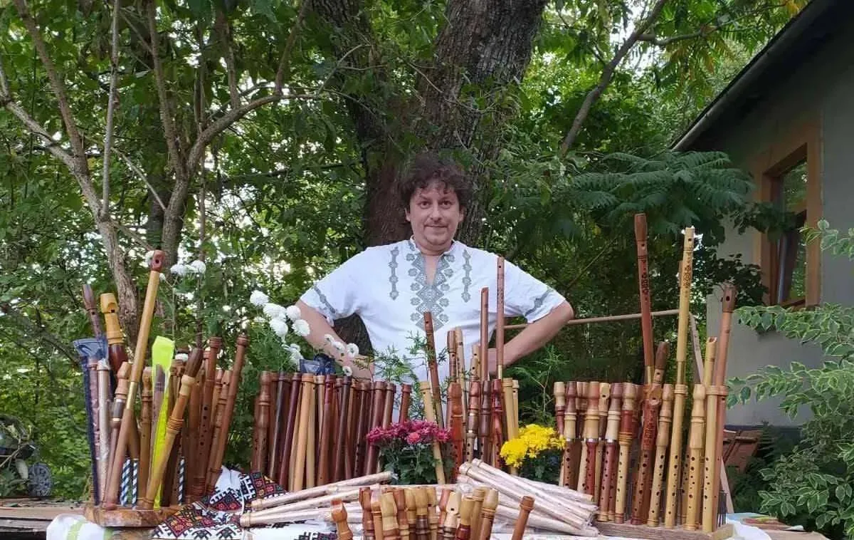 Renowned sopilka master Taras Loshak, whose instruments were featured at Eurovision, has died