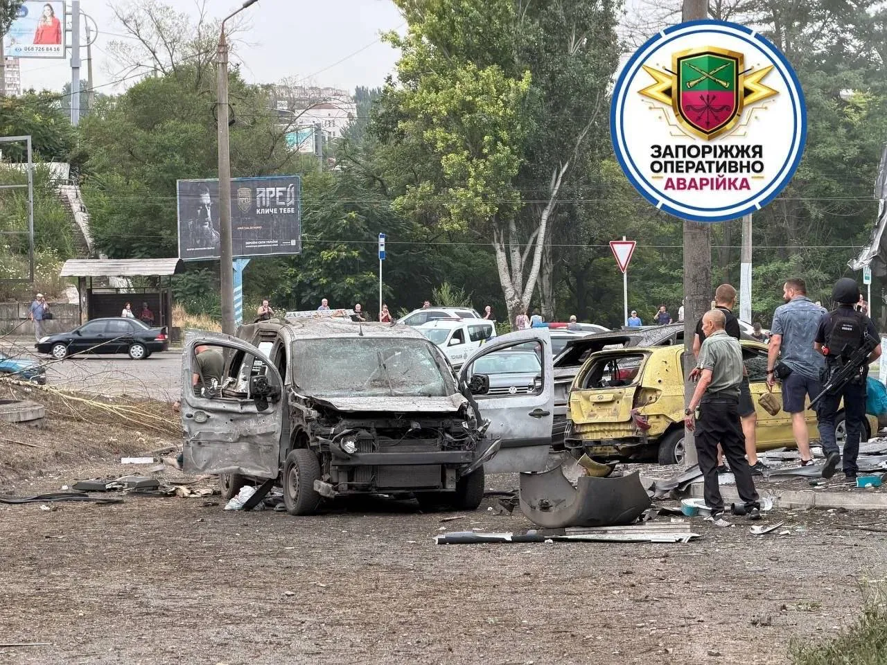 Відео: росіяни завдали удару по Запоріжжю, під завалами люди