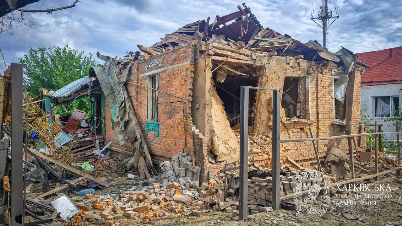 Zdjęcie: Rosja zbombardowała prywatny dom w Charkowie; zginęła kobieta, a 9 osób zostało rannych