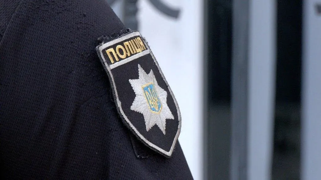 In Bukovina, authorities are searching for a man who opened fire on police officers during a search