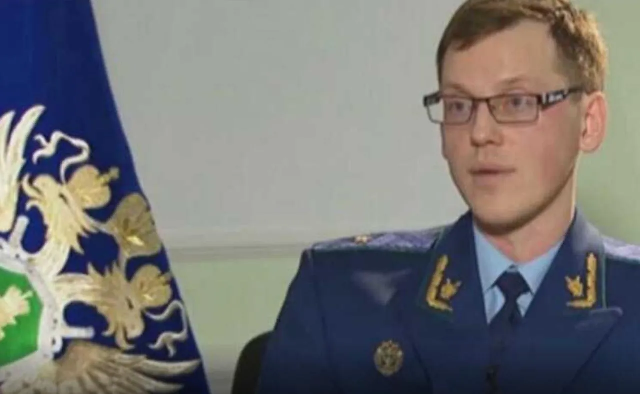 The Russian Prosecutor General's Office dismissed the official who seized the assets of Domodedovo and Yuzhuralzolot