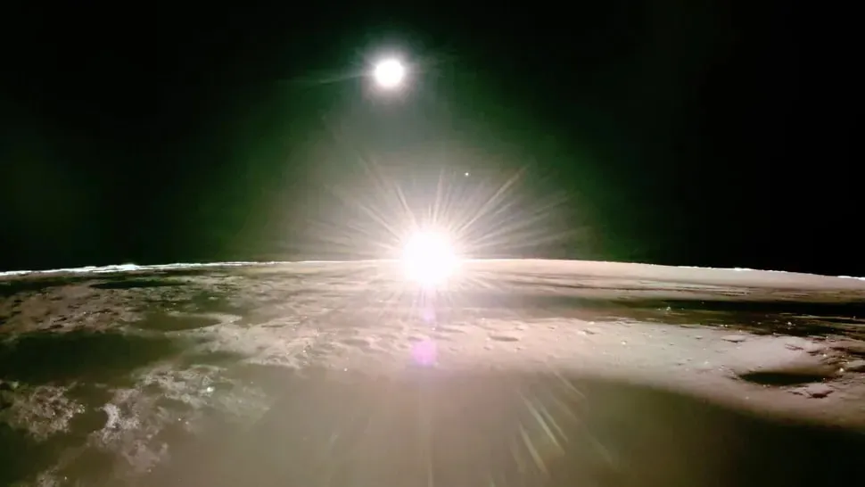 Górny stopień rakiety SpaceX uderzy w Księżyc w wyniku zmiany trajektorii