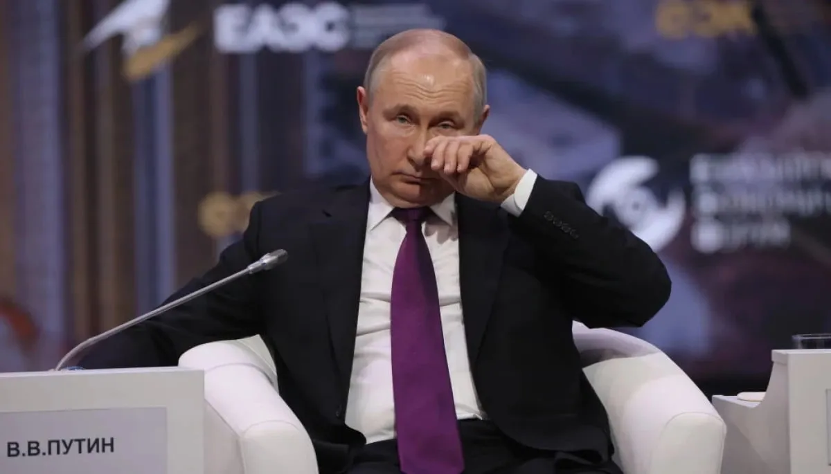 Putin replaced Russian commanders in Ukraine after plans to seize the Donbas fell through