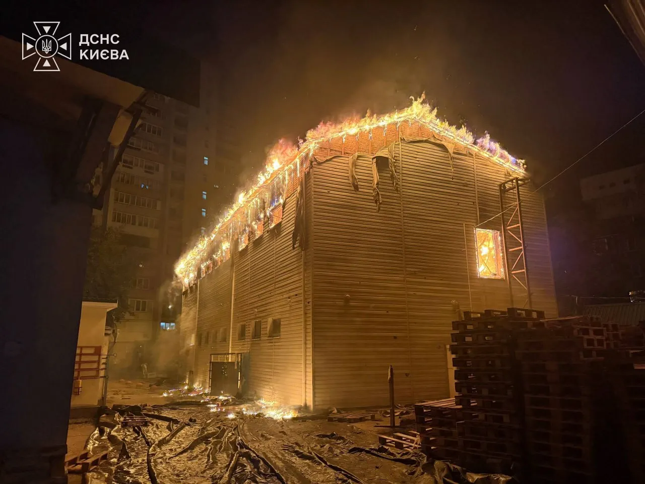 РФ довго готувала масований удар, комбінуючи балістику, ракети та дрони, — Зеленський