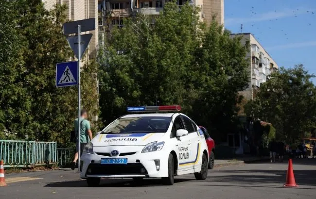Відео: Поліція показала перші хвилини після нічного удару по Києву
