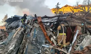 Росія вдарила по залізничному депо в Києві та вбила семеро людей