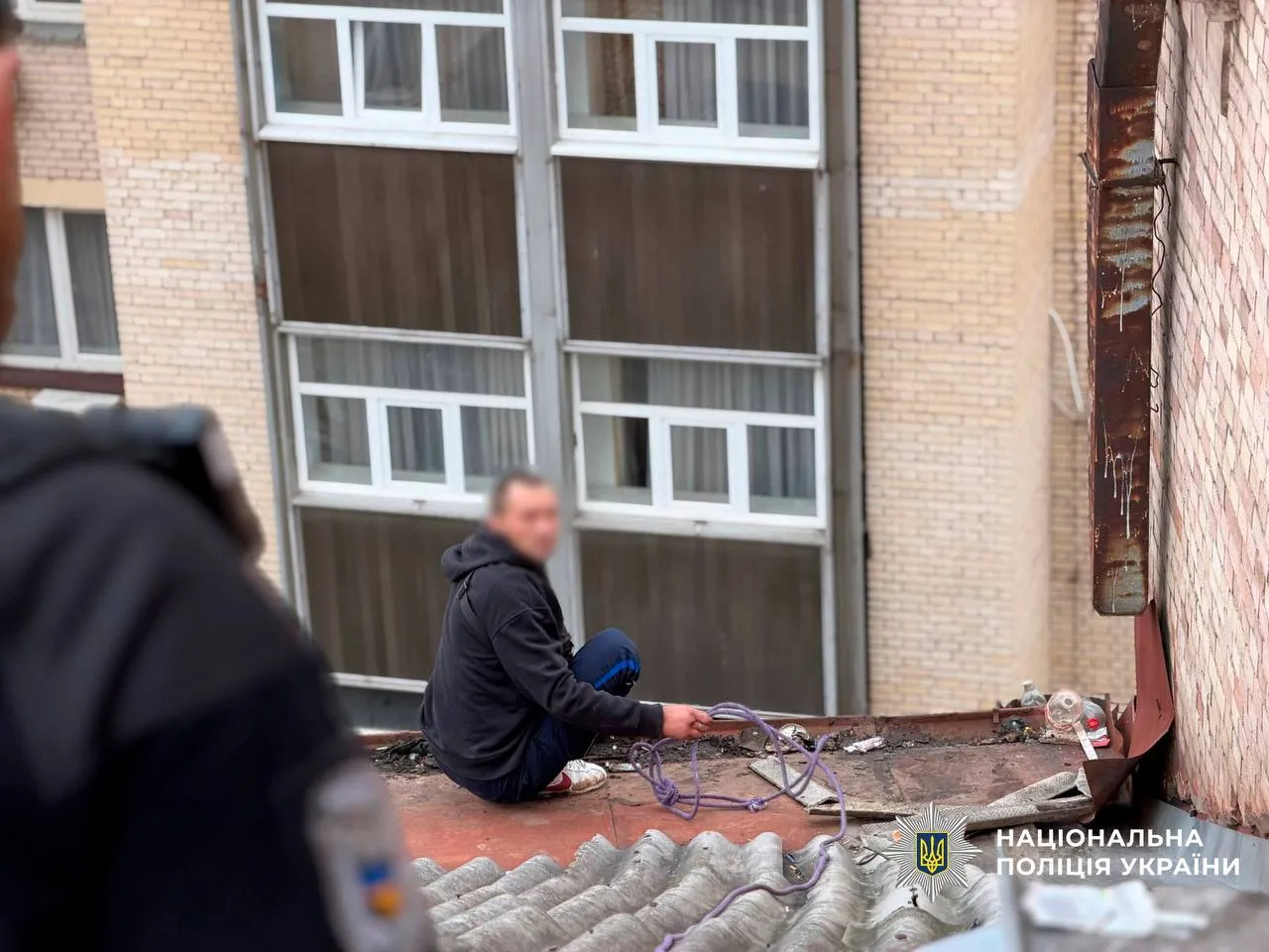 Kyiv police officers prevented a man from jumping off the roof of a five-story building
