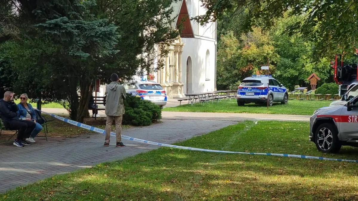 Зеленский осудил жестокое нападение украинца на монастырь в Польше