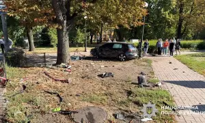 Видео: под ГПУ состоялись массовые потасовки, активисты требуют отставки генпрокурора