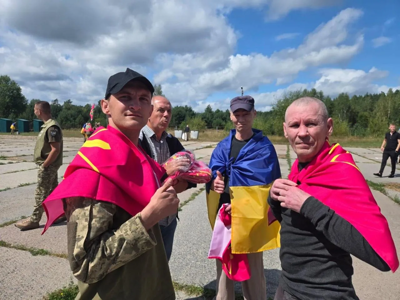 photo_5201864157999864684_y.webp