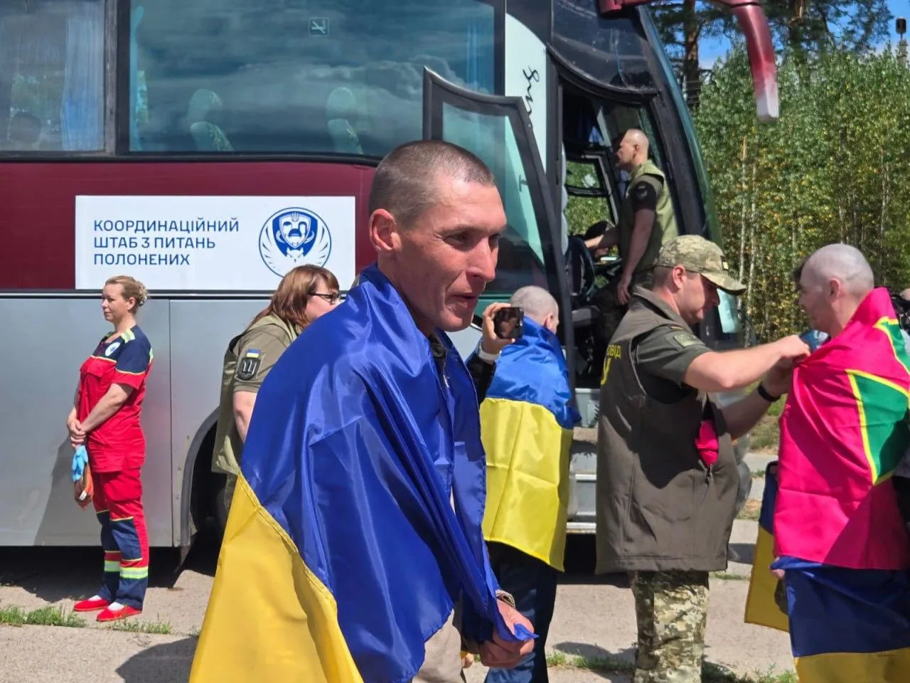 Photo: Ukraine and Russia Conducted Their 77th Prisoner Exchange