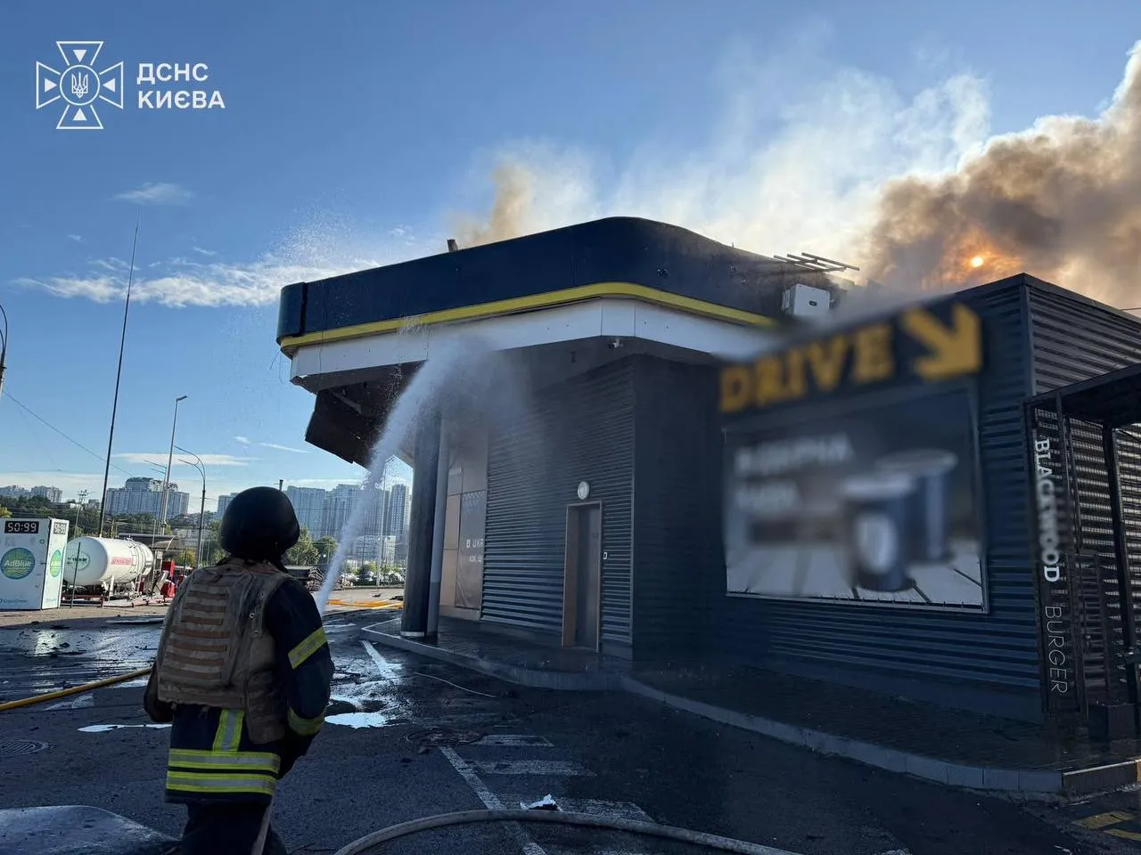 У мерії Києва відповіли, чи вистачить пального після російських атак на АЗС