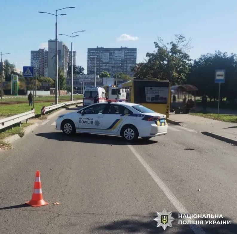 У Києві зіткнулися дві маршрутки, серед травмованих дитина