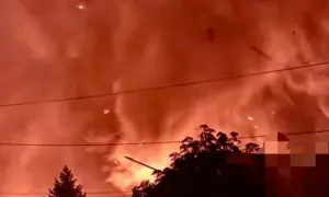 Видео: патрульные полицейские попали под рашистский обстрел