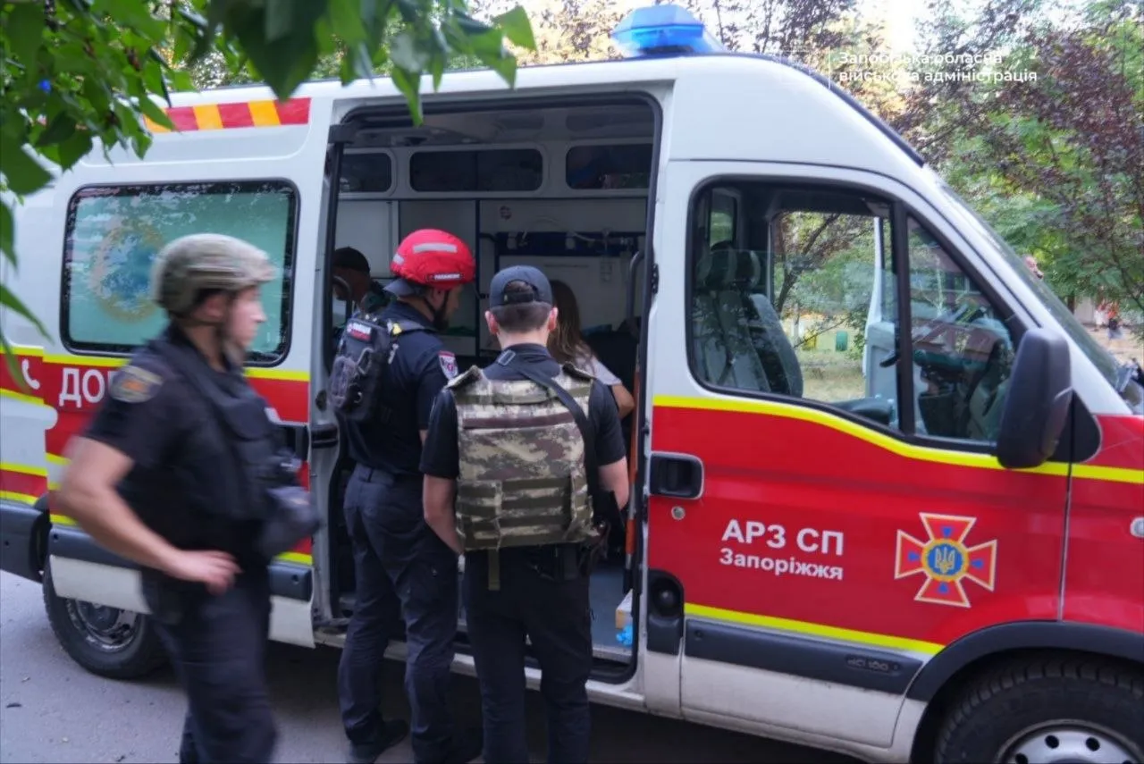 Russia attacked Zaporizhzhia, leaving two people injured