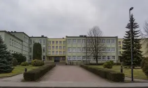 Фото, видео: в Беларуси водитель совершил нападение на посольство РФ