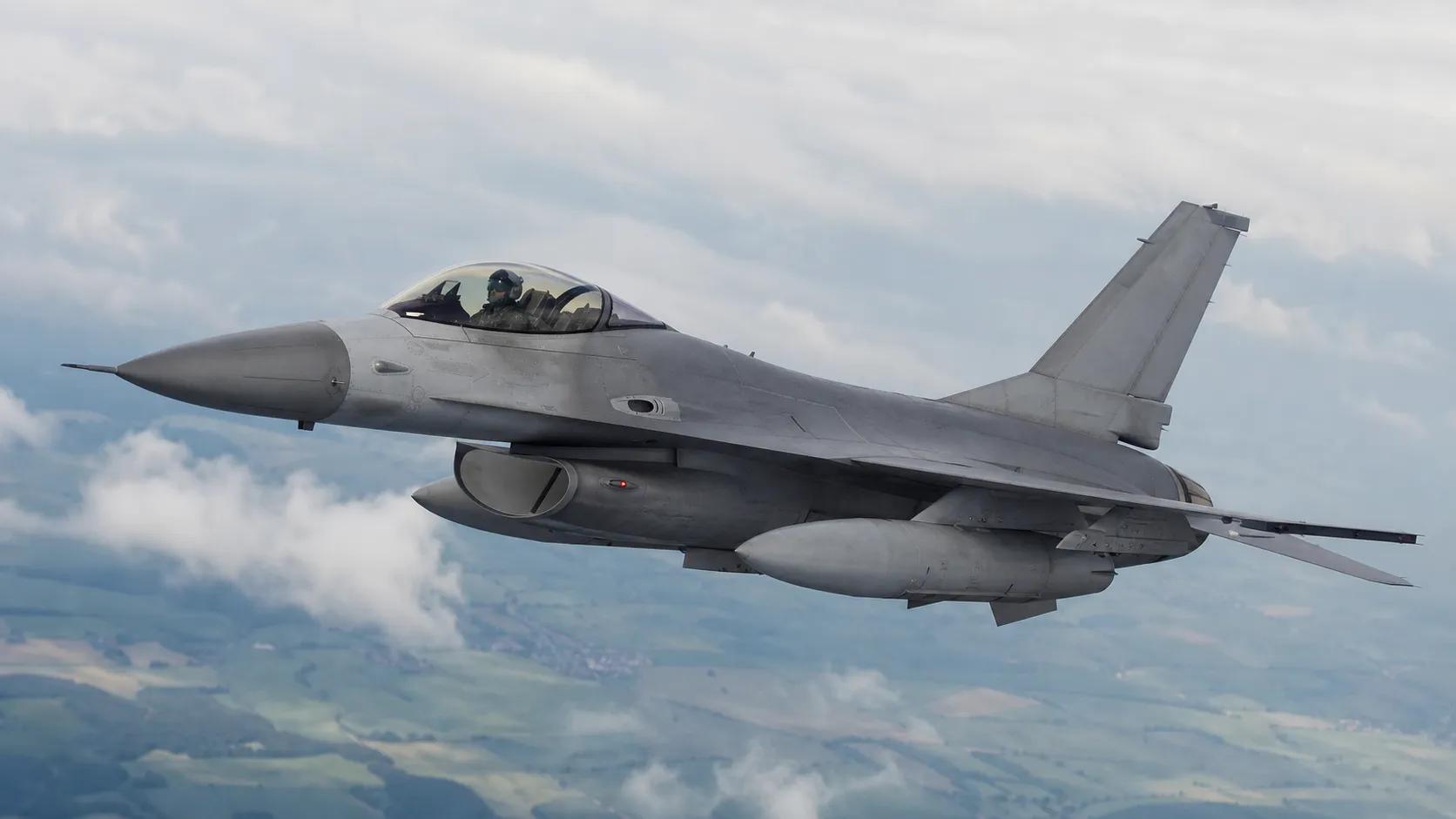 Poland to restrict low-altitude flights in eastern regions