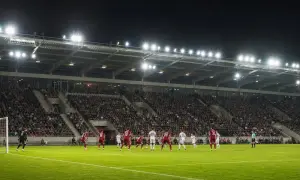 18-letni JJ Basson zdobył 11 wicketów w debiutanckim meczu w RPA