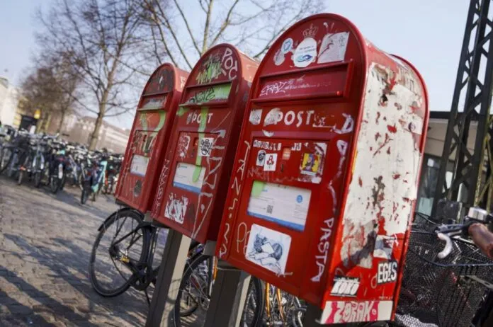 Данія прощається з епохою листів: PostNord припинила доставку пошти після 400 років