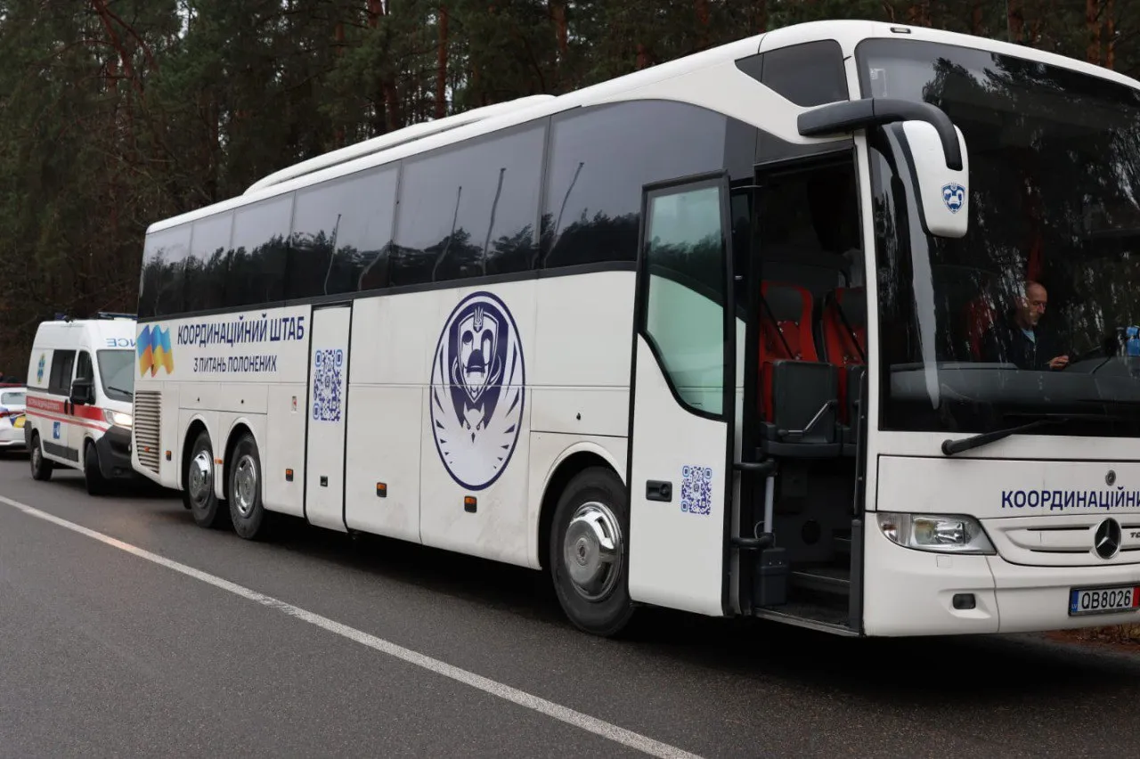 Україна повернула з Білорусі громадян, яких помилував Лукашенко