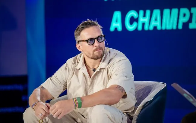 Usyk is selecting opponents for two fights in 2027