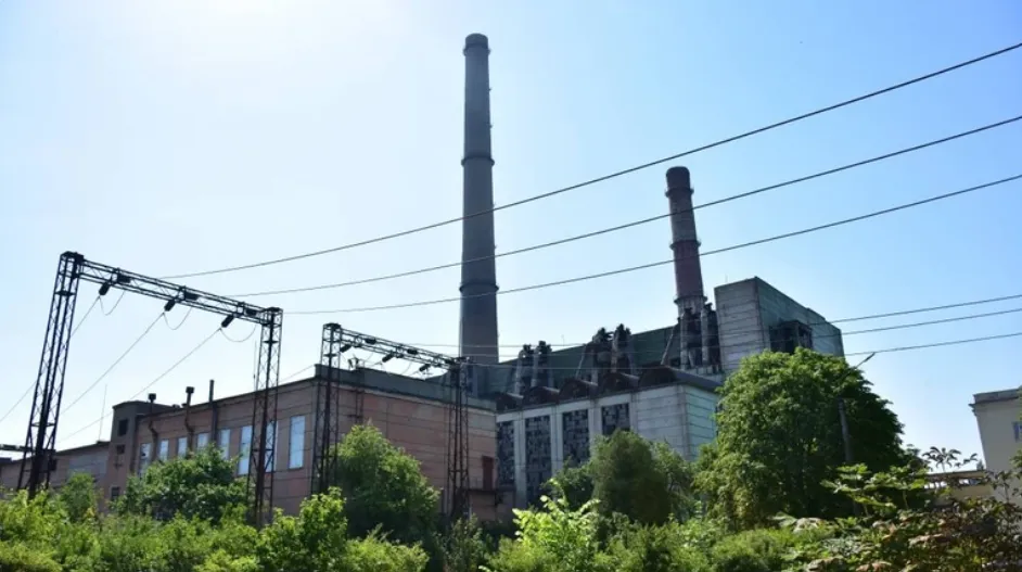 The Chernihiv Thermal Power Plant suspended operations following an attack by Russia