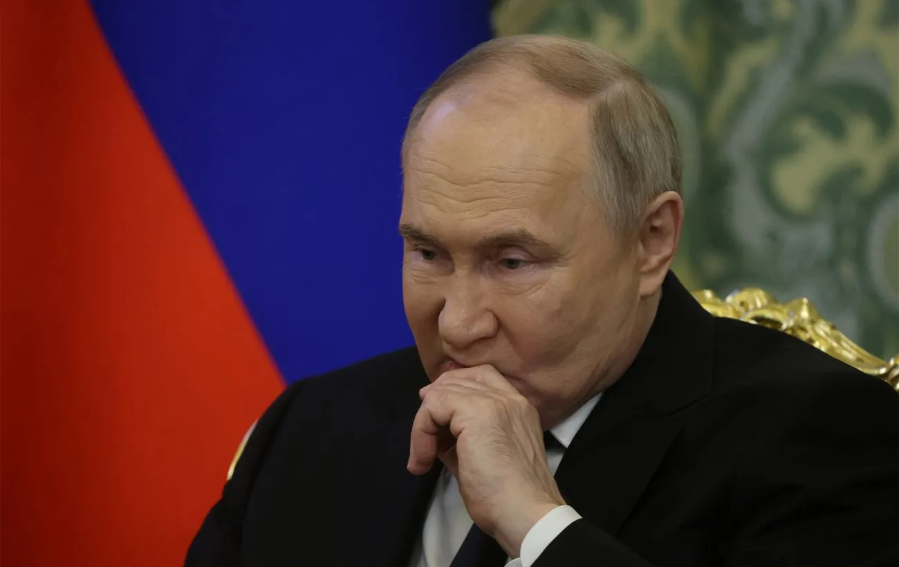 Путин впервые посетил остров Итуруп, отобранный у Японии