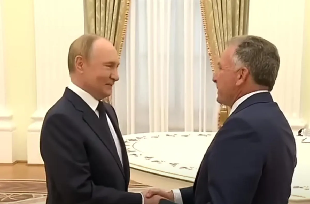 США та росія працюють над новим планом завершення війни в Україні