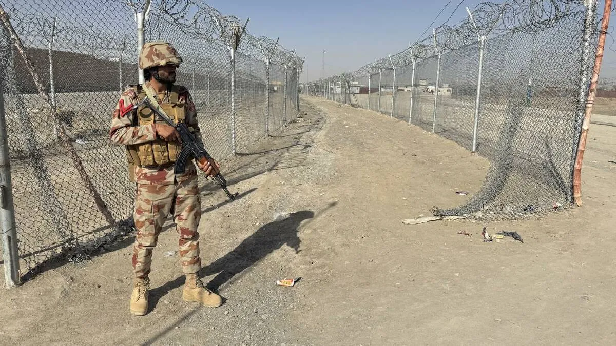 Малайзія закликає Пакистан і Афганістан припинити війну