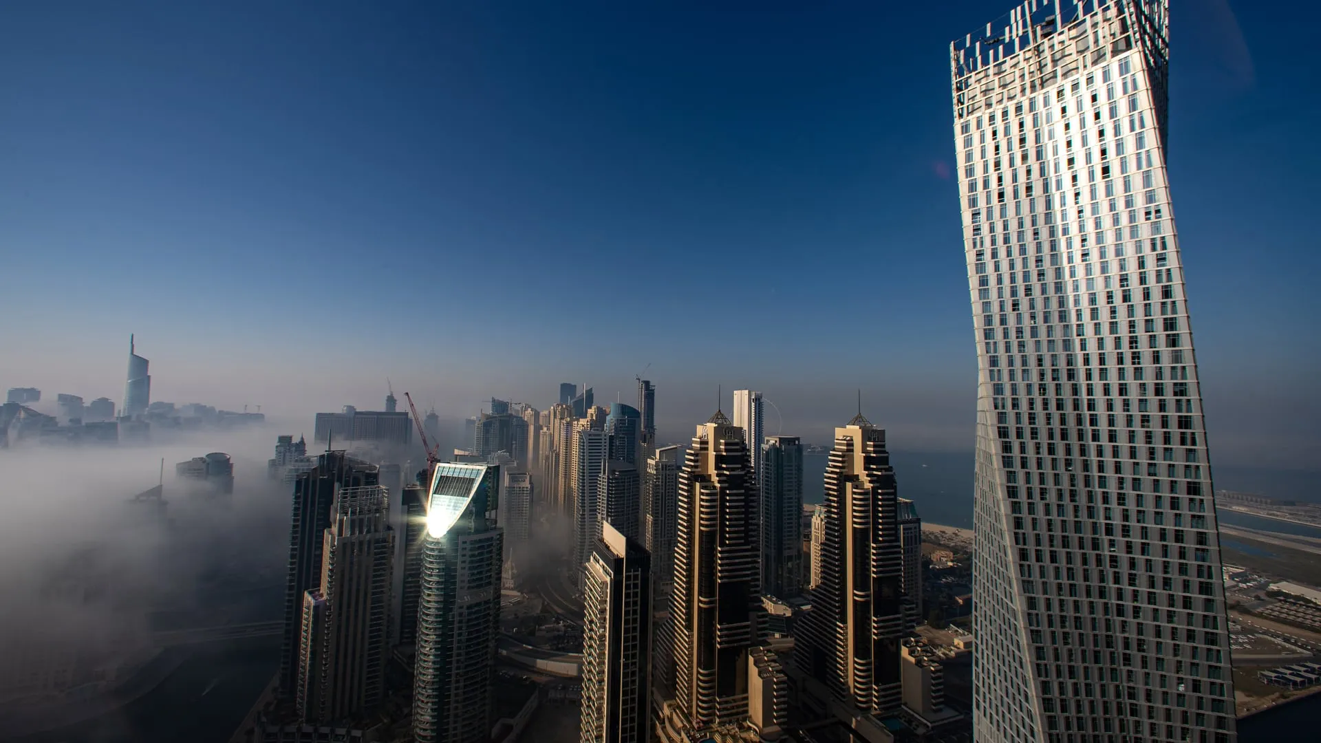 ОАЕ можуть заморозити мільярдні активи Ірану через ракетні удари, — WSJ