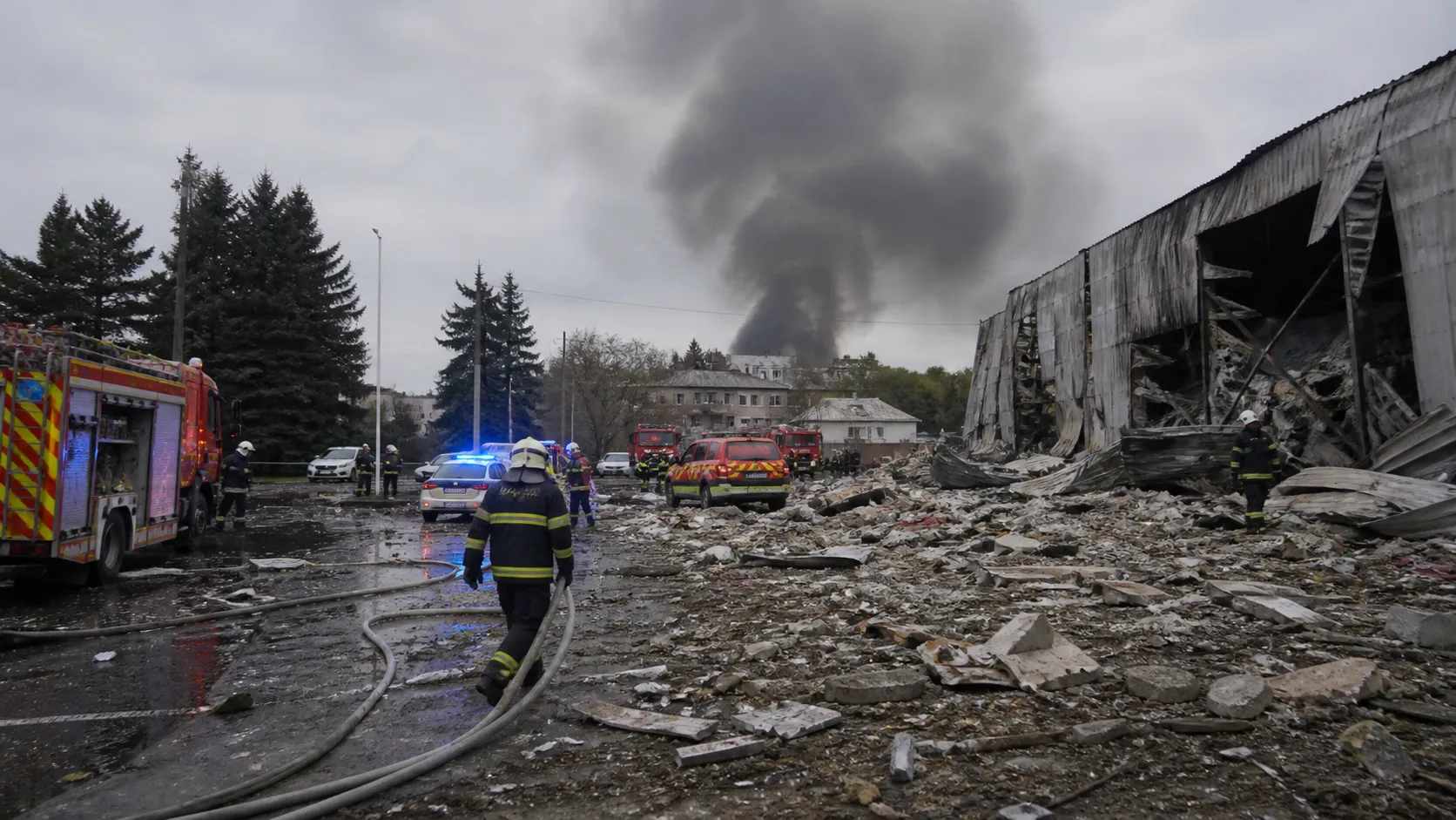 Missile Strike on the Outskirts of Odesa: Three Men Injured