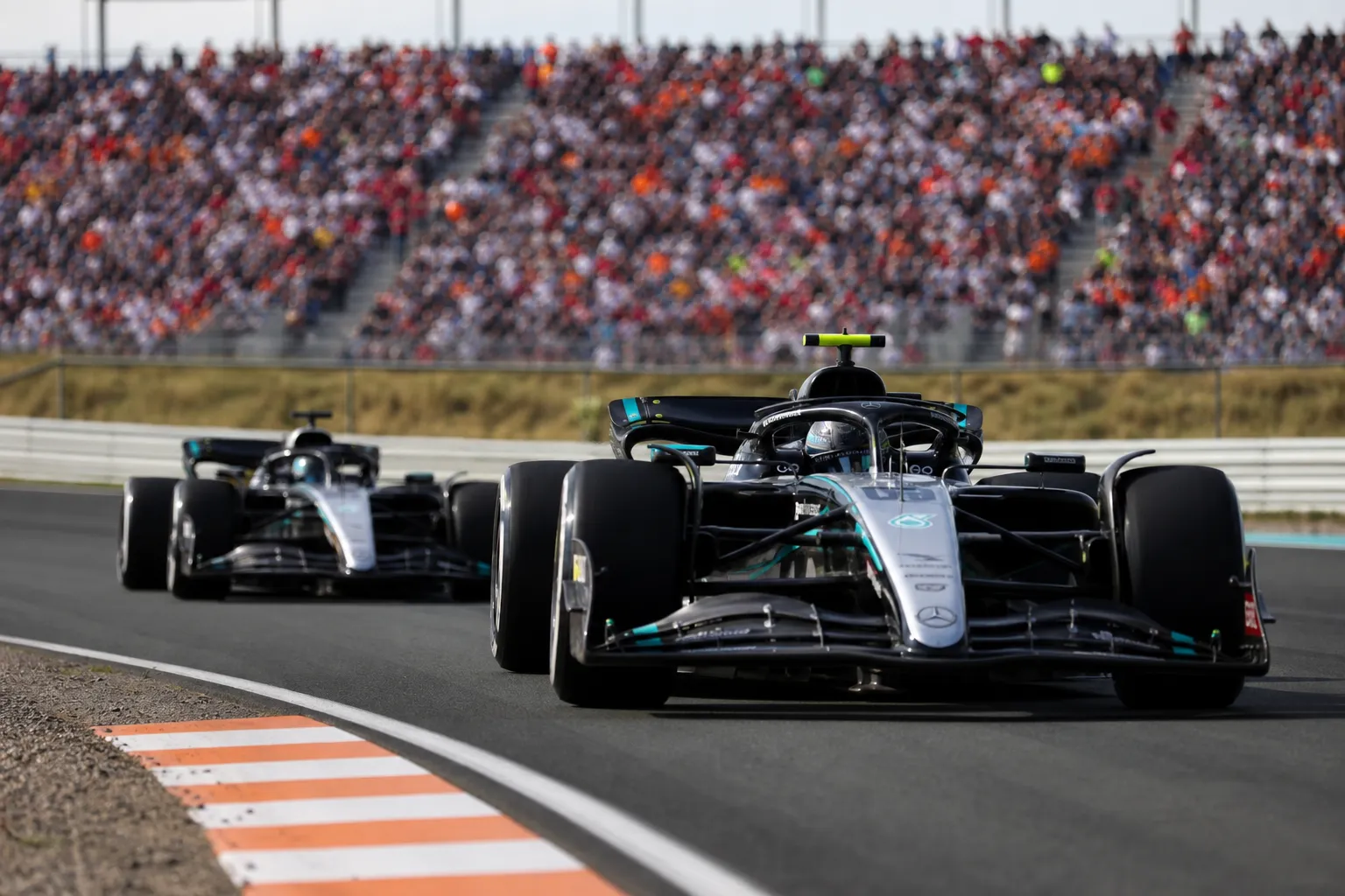 Russell poparł polecenie zespołowe Mercedesa podczas GP Holandii