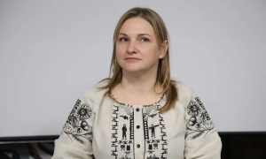 Стрибок «корони» та заклик Алексієвич: головне за 13 серпня 