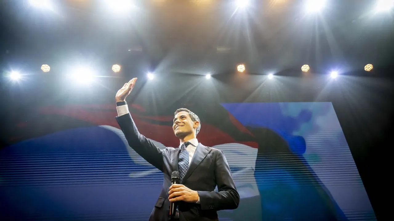 Вибори в Нідерландах: переможця визначатимуть ще кілька днів через мінімальний відрив Вибори в Нідерландах: переможця визначатимуть ще кілька днів через мінімальний відрив