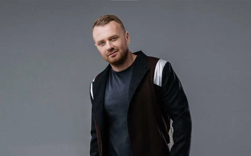 Співак Роман Скорпіон вперше розповів про параліч обличчя