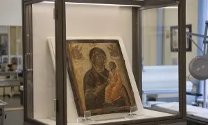 Romani artist Norbert Olah reflects on identity in Hungary