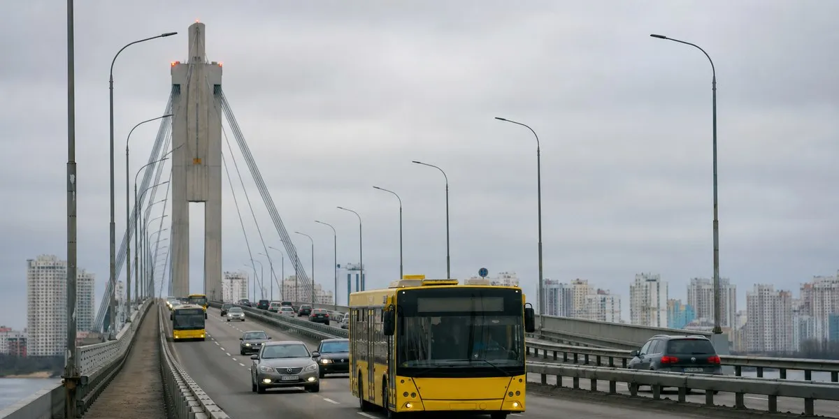 Russia attacks Kyiv’s Pivnichnyi Bridge for the second time in two days — Interia